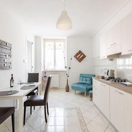 Casa Regina 3, Nel Centro Di Alba! Apartamento Exterior foto