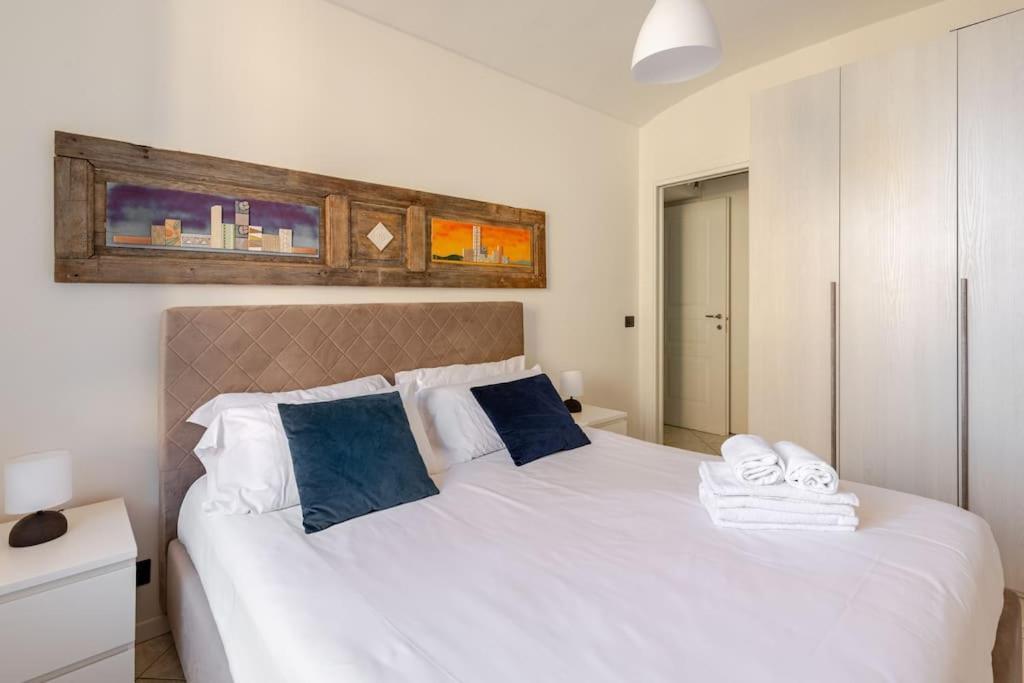 Casa Regina 3, Nel Centro Di Alba! Apartamento Exterior foto