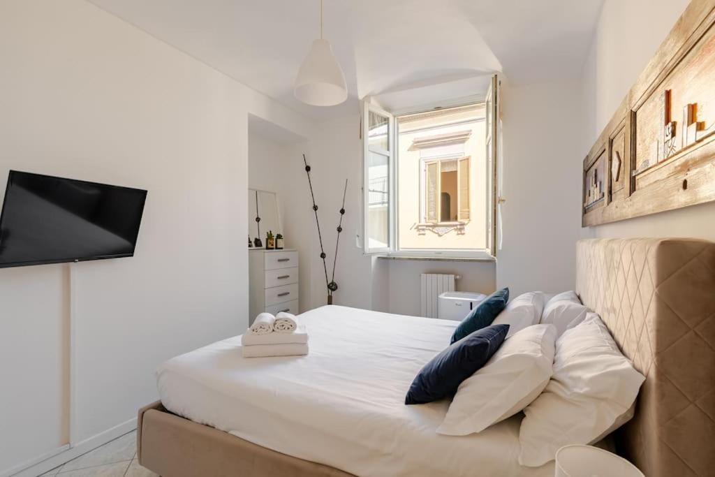 Casa Regina 3, Nel Centro Di Alba! Apartamento Exterior foto